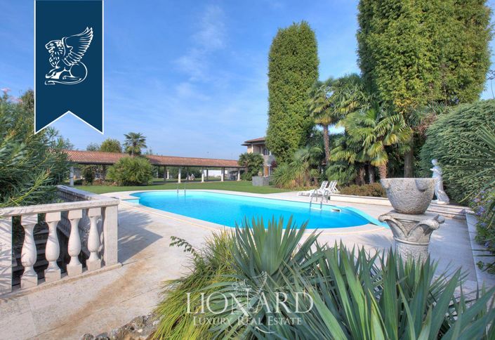 Image No.4-1 Bed Villa for sale