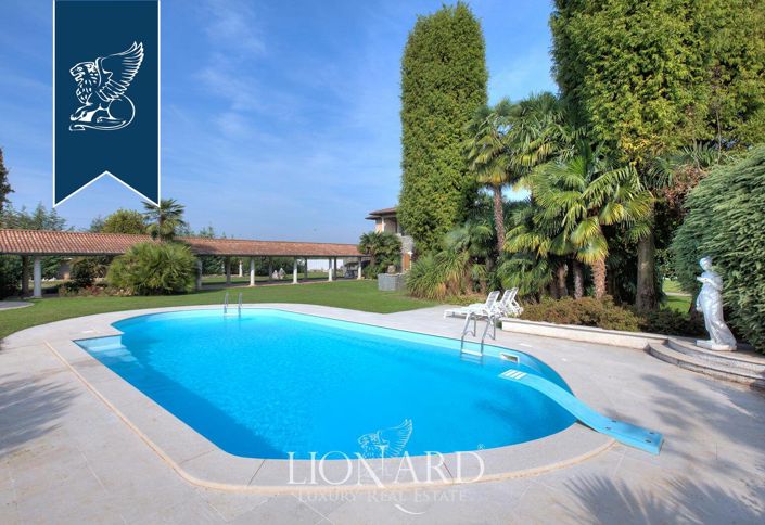 Image No.5-1 Bed Villa for sale