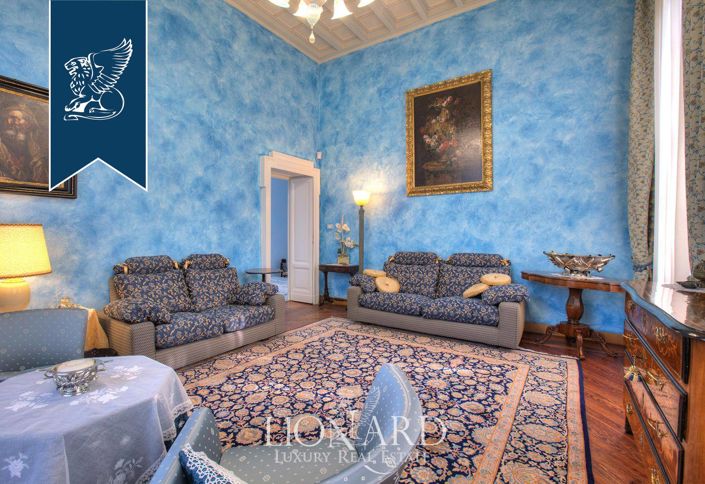 Image No.24-8 Bed Villa for sale