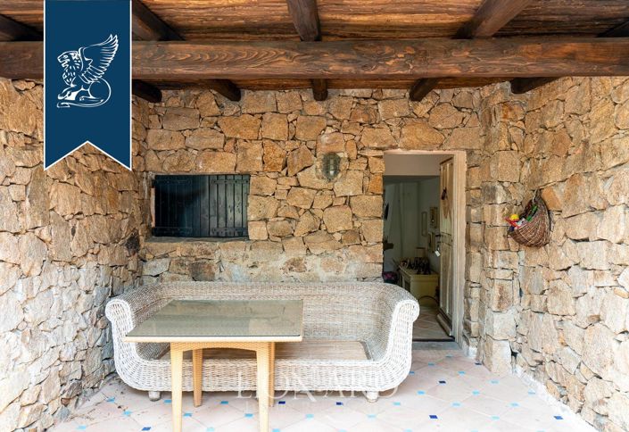 Image No.18-5 Bed Villa for sale