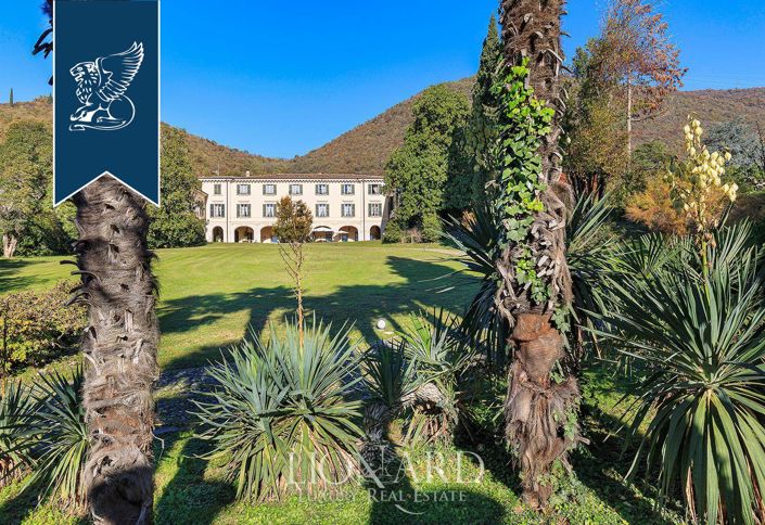 Image No.21-12 Bed Villa for sale