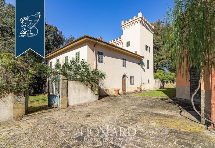 Image No.6-9 Bed Villa for sale