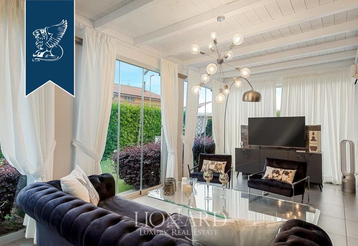 Image No.7-4 Bed Villa for sale