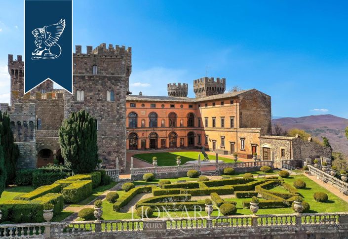 Image No.2-35 Bed Property for sale