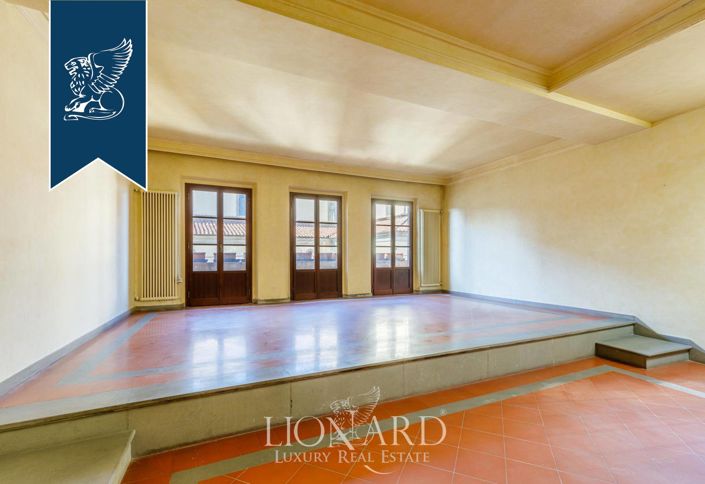 Image No.10-5 Bed Apartment for sale