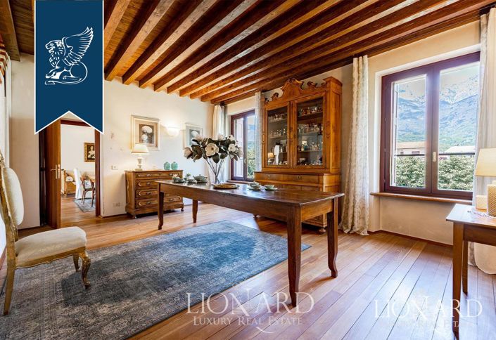 Image No.23-12 Bed Villa for sale