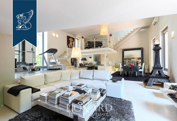 Image No.20-5 Bed Apartment for sale