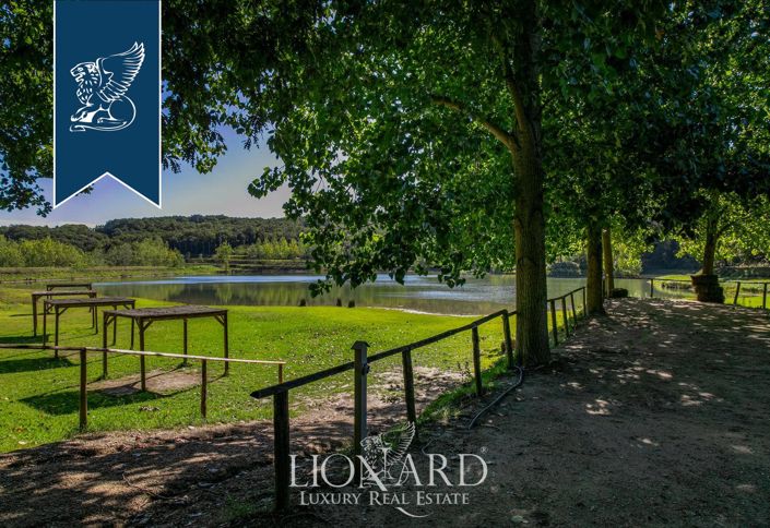 Image No.38-20 Bed Farmhouse for sale