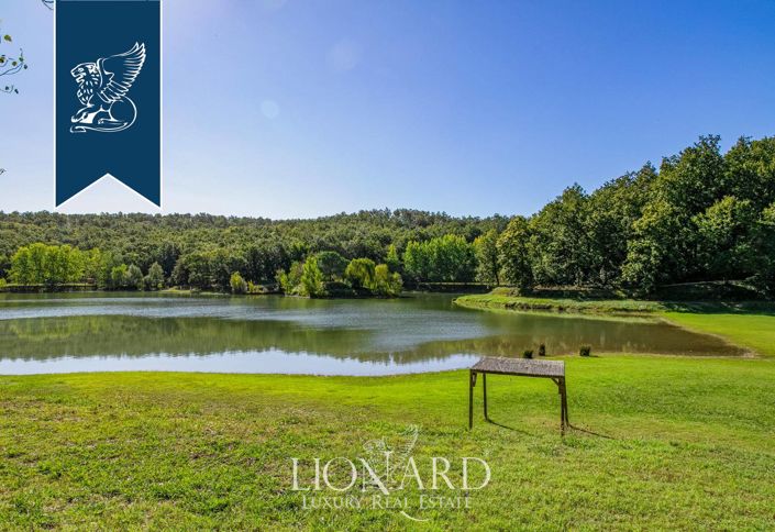 Image No.40-20 Bed Farmhouse for sale