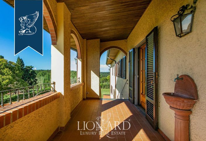 Image No.49-20 Bed Farmhouse for sale