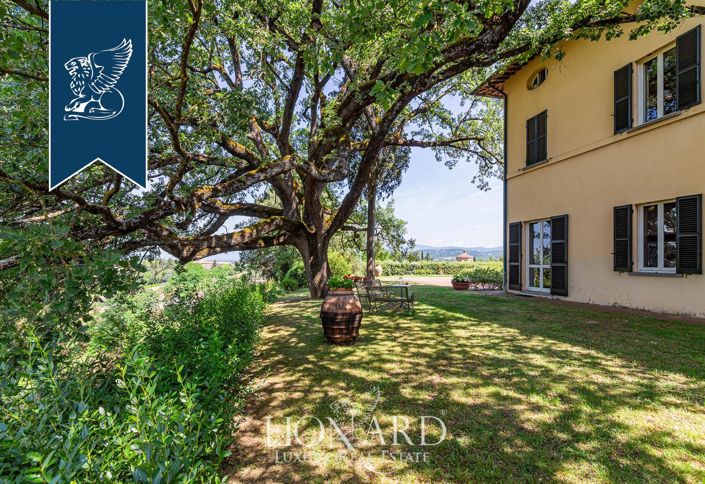 Image No.14-12 Bed Villa for sale