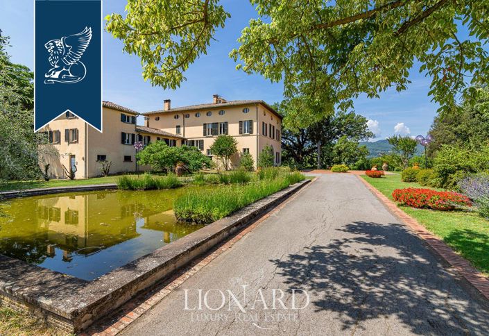 Image No.19-12 Bed Villa for sale