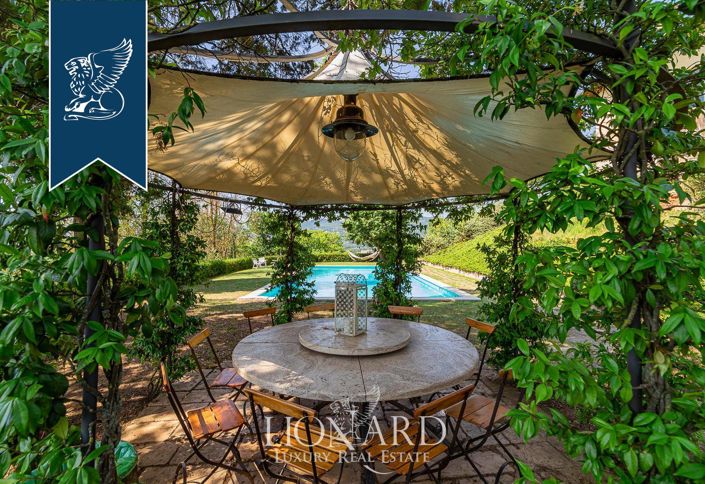 Image No.27-12 Bed Villa for sale