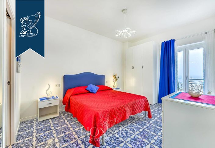 Image No.13-9 Bed Villa for sale