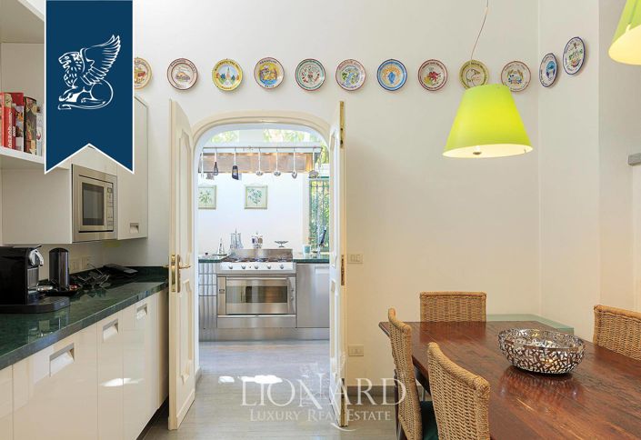 Image No.16-6 Bed Villa for sale