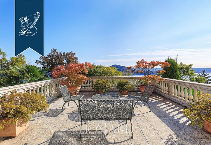 Image No.9-6 Bed Villa for sale