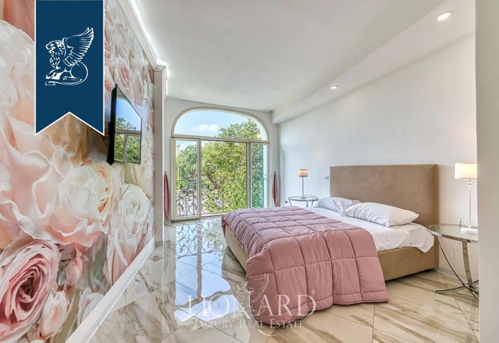 Image No.12-Propriété de 7 chambres à vendre à Caserta