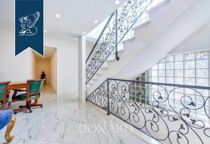 Image No.3-Propriété de 7 chambres à vendre à Caserta