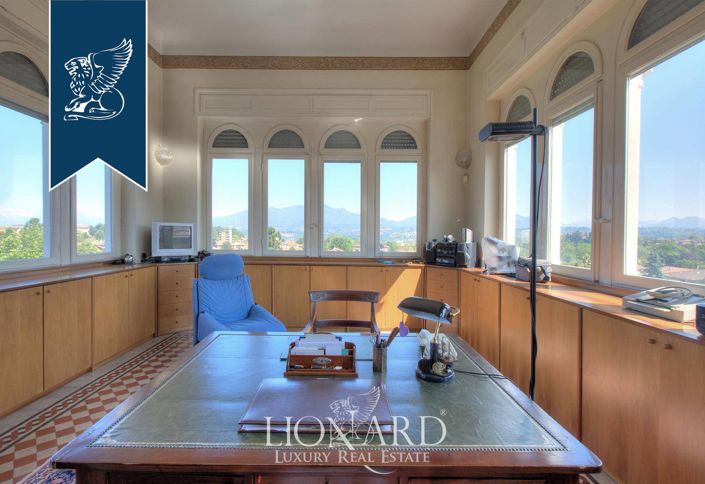 Image No.25-4 Bed Villa for sale