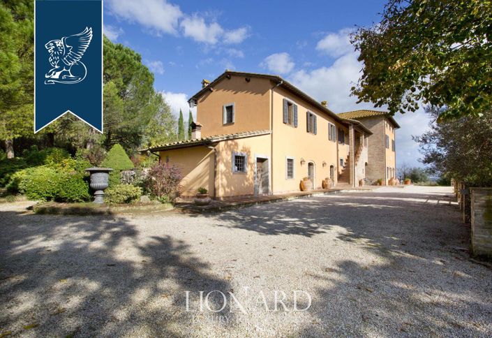 Image No.19-12 Bed Villa for sale