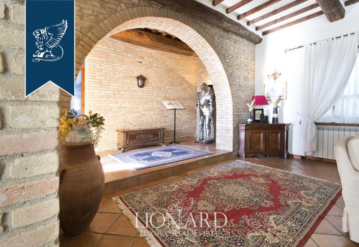 Image No.38-12 Bed Villa for sale