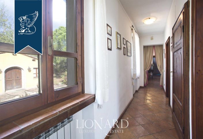 Image No.48-12 Bed Villa for sale