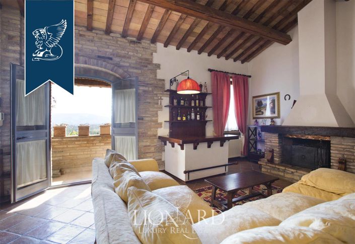 Image No.52-12 Bed Villa for sale