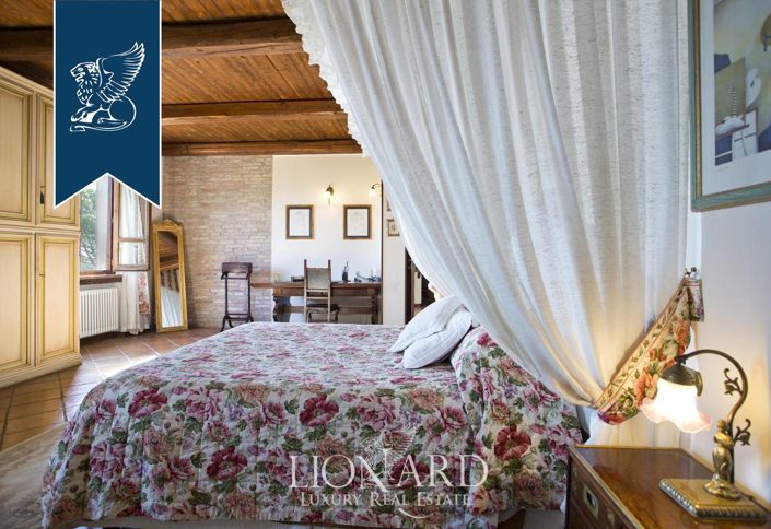 Image No.59-12 Bed Villa for sale