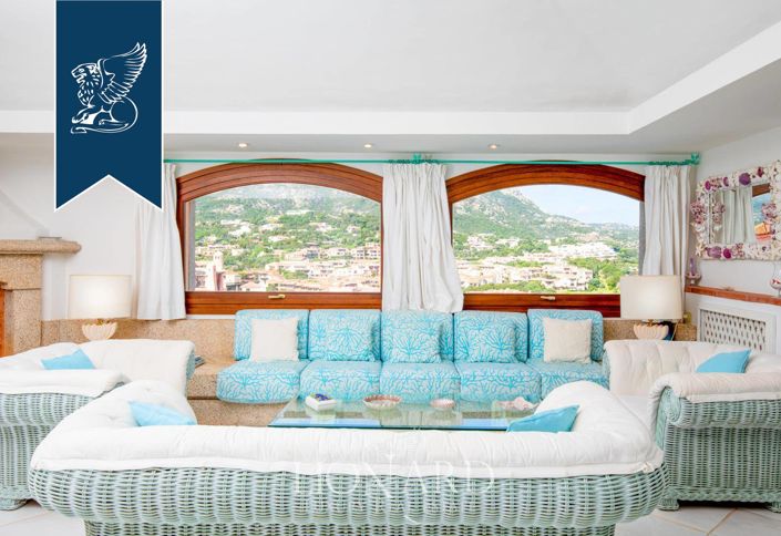 Image No.16-8 Bed Villa for sale