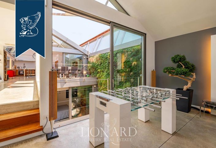 Image No.24-7 Bed Flat for sale