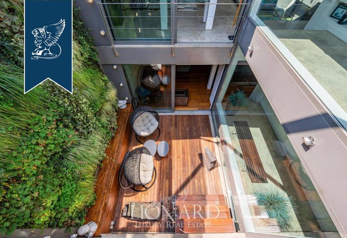 Image No.42-7 Bed Flat for sale