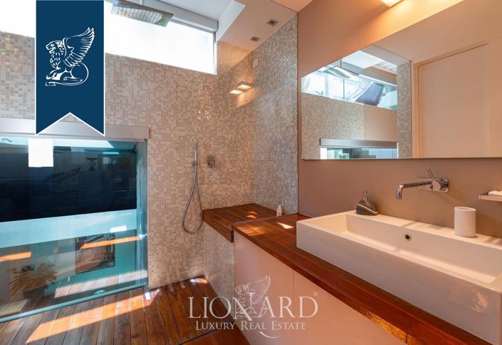 Image No.50-7 Bed Flat for sale