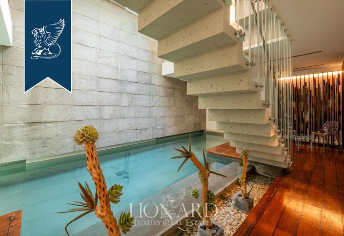 Image No.60-7 Bed Flat for sale