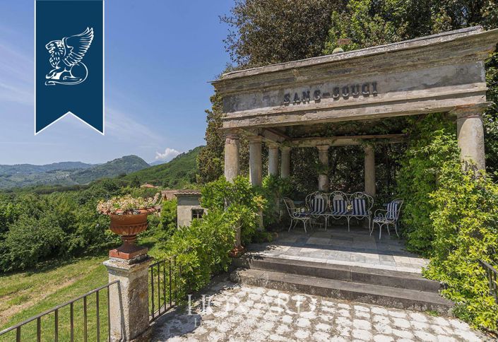 Image No.18-Villa de 15 chambres à vendre à Lucca