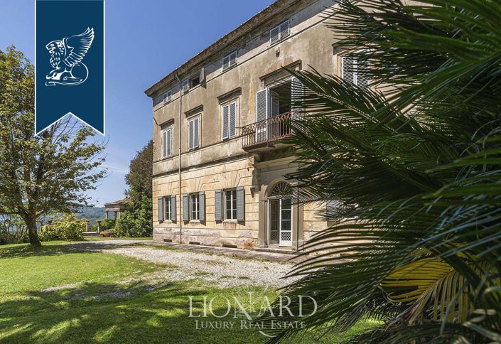 Image No.2-Villa de 15 chambres à vendre à Lucca