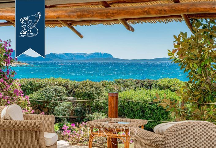 Image No.15-8 Bed Villa for sale