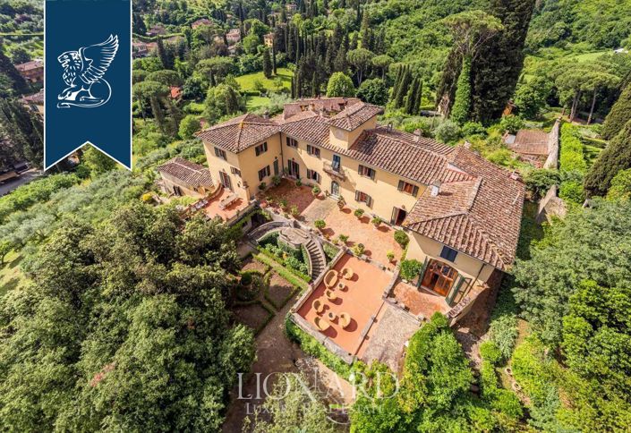 Image No.3-9 Bed Villa for sale