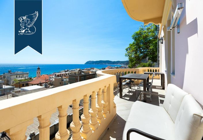 Image No.20-Villa de 6 chambres à vendre à Alassio