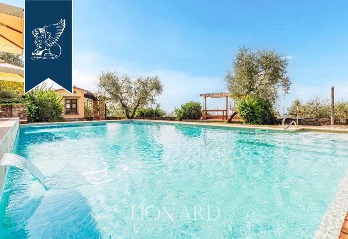 Image No.14-Ferme de 11 chambres à vendre à Pistoia