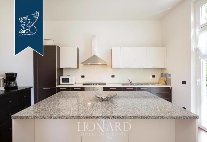 Image No.11-Villa de 8 chambres à vendre à Bellagio