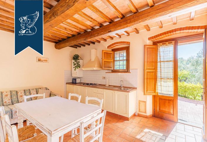 Image No.34-Ferme de 6 chambres à vendre à Pistoia