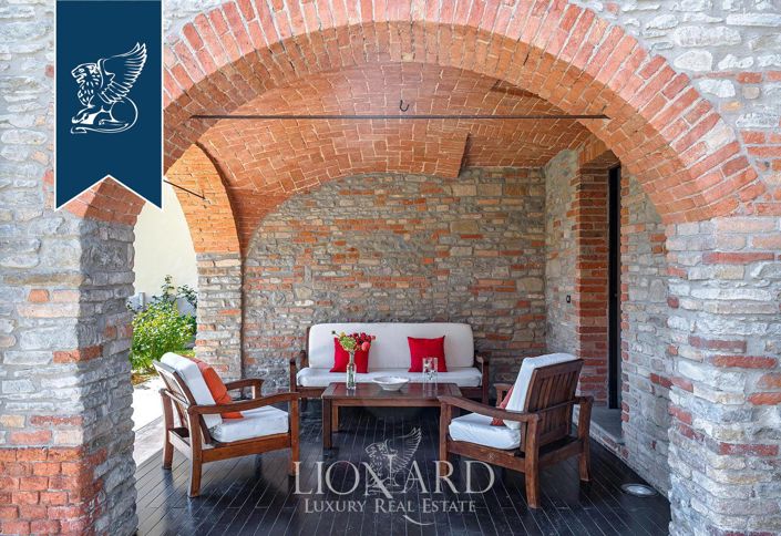 Image No.17-Ferme de 6 chambres à vendre à Canelli