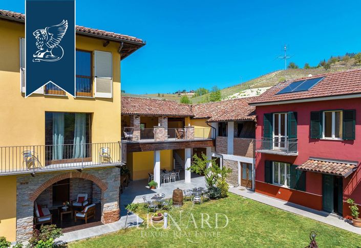 Image No.20-Ferme de 6 chambres à vendre à Canelli