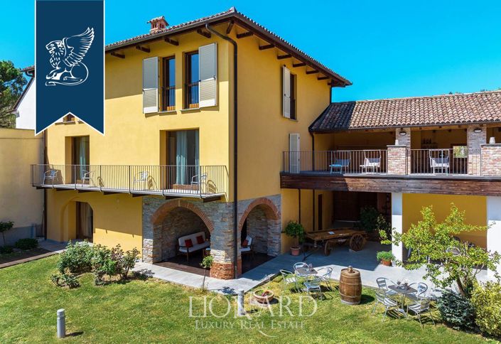 Image No.21-Ferme de 6 chambres à vendre à Canelli