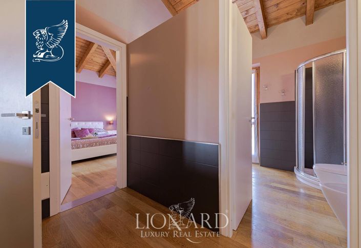 Image No.39-Ferme de 6 chambres à vendre à Canelli