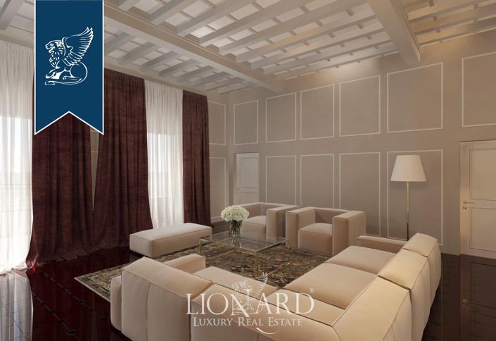 Image No.5-15 Bed Property for sale