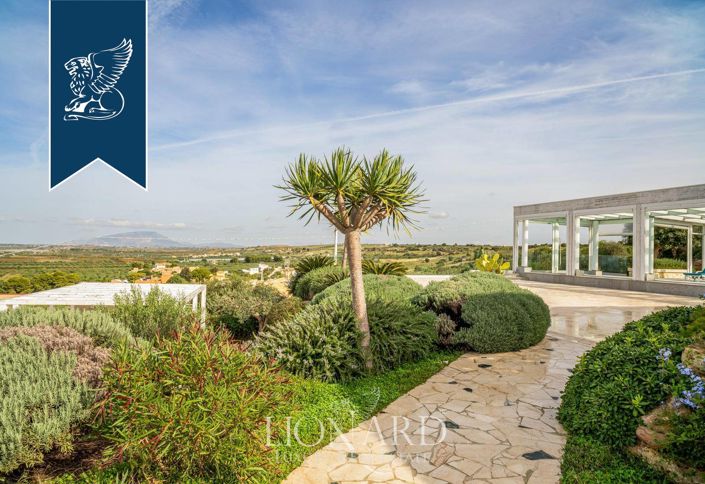 Image No.11-5 Bed Villa for sale