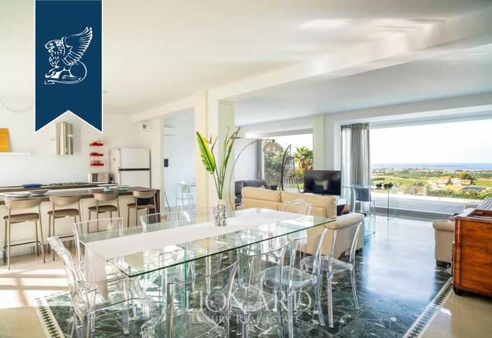 Image No.7-5 Bed Villa for sale