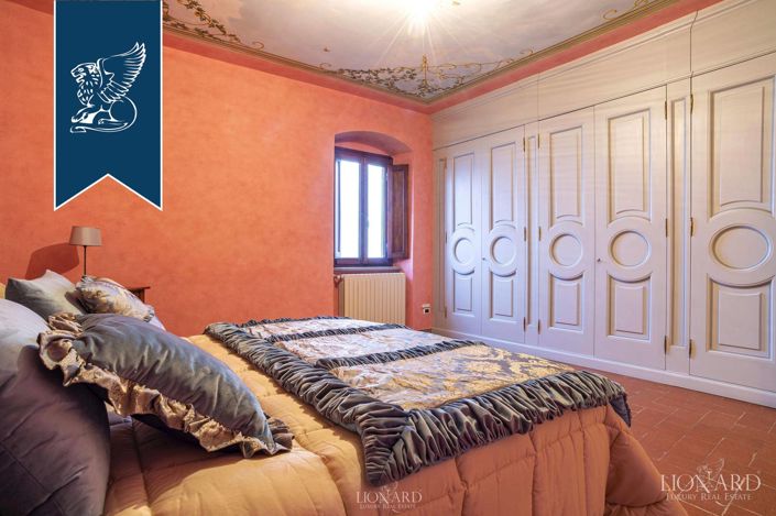 Image No.24-12 Bed Villa for sale