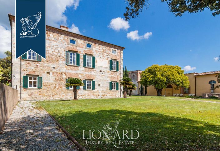 Image No.20-9 Bed Property for sale